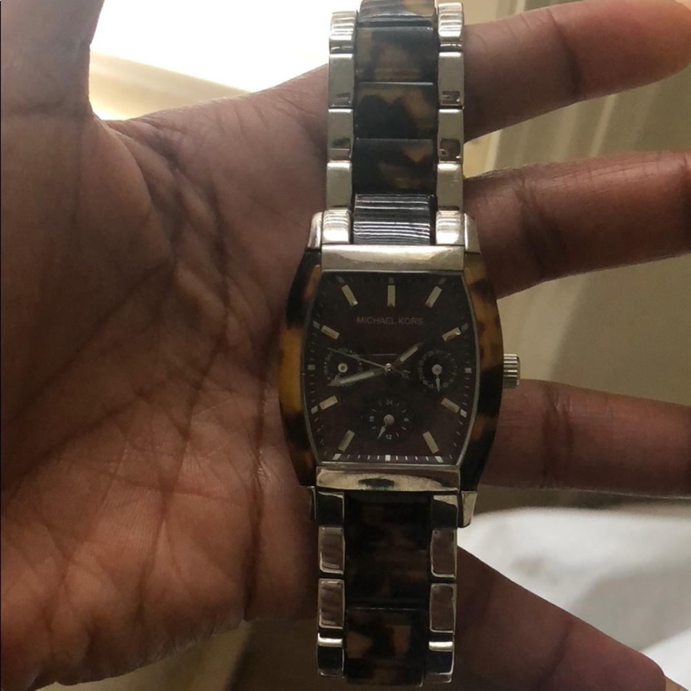 Micheal kors watch leopard